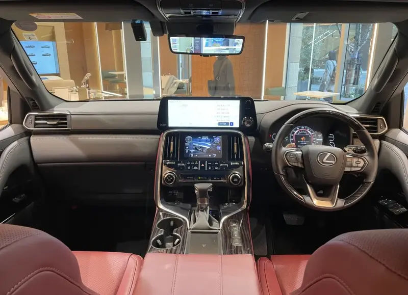 Lexus LX - 6