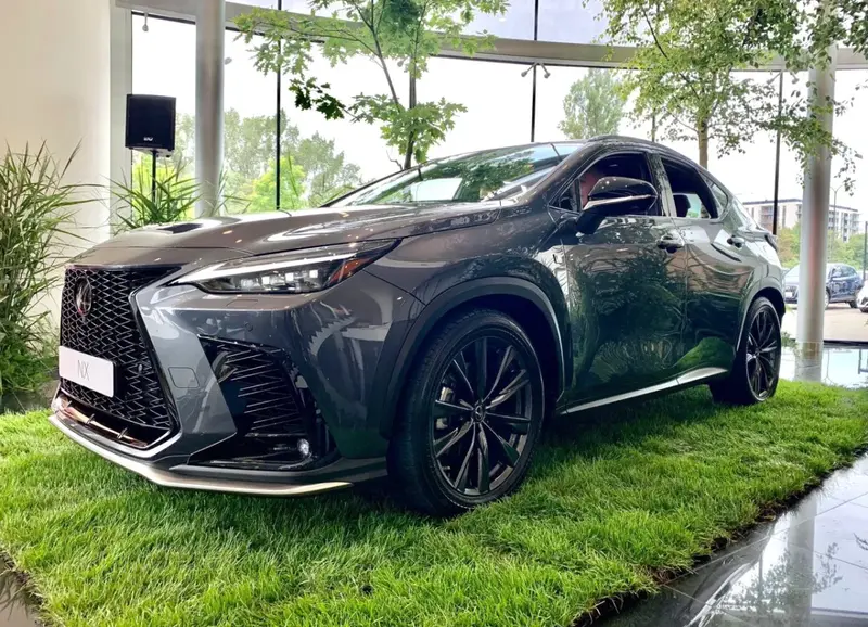 Lexus NX NX II (AZ20)