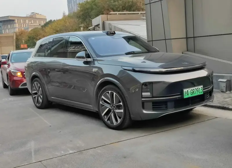 Li L8 L8 1.5T 40.9 kWh (449 bg) Extended Range 4WD - görsel 6