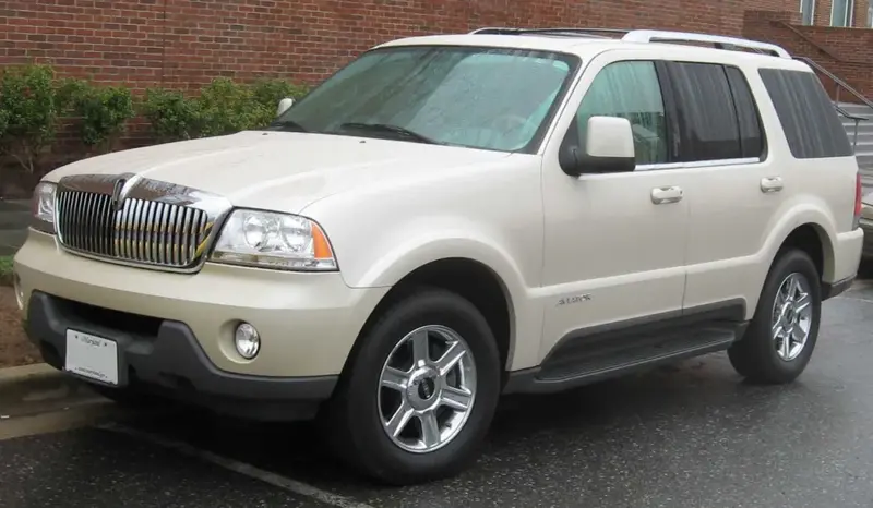 Lincoln Aviator - 3