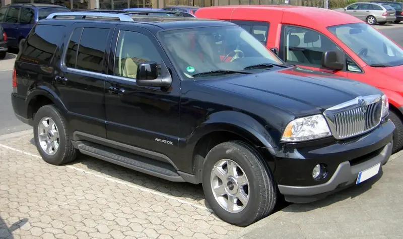Lincoln Aviator - 5