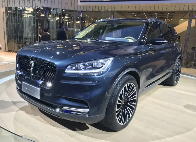 Lincoln Aviator - 3