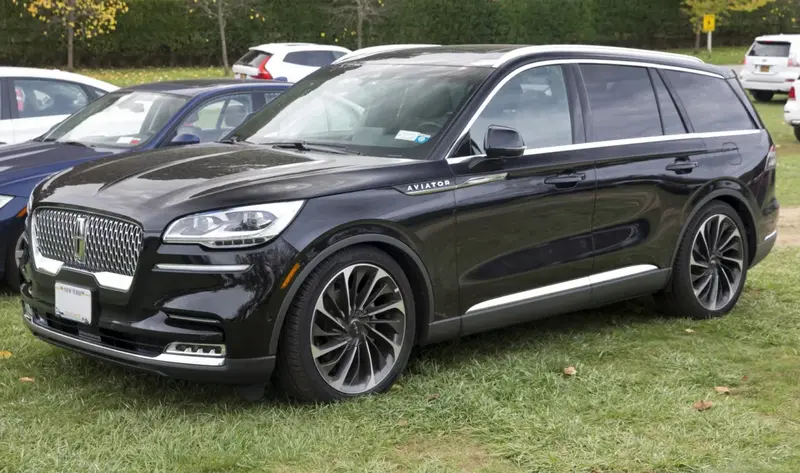 Lincoln Aviator - 6