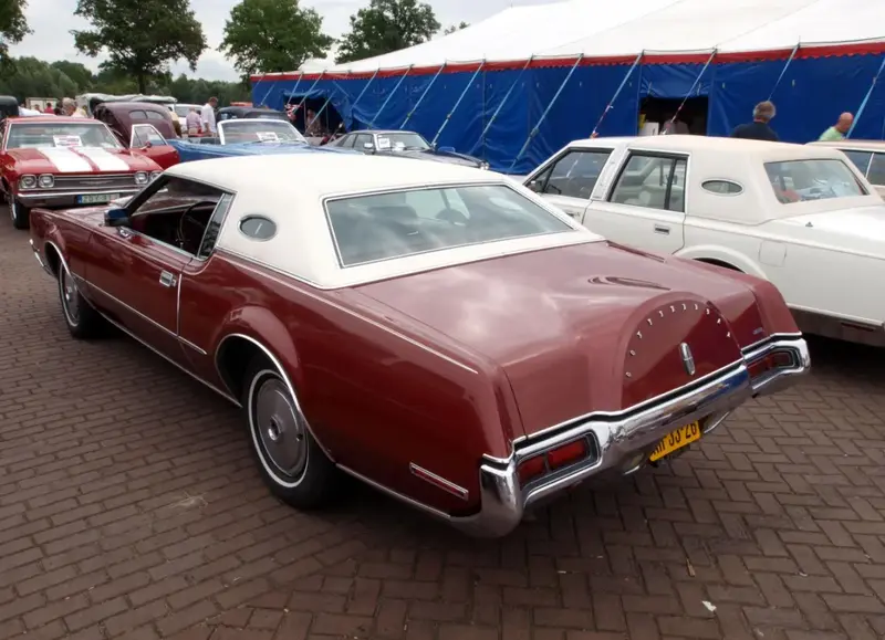 Lincoln Continental Mark - 4