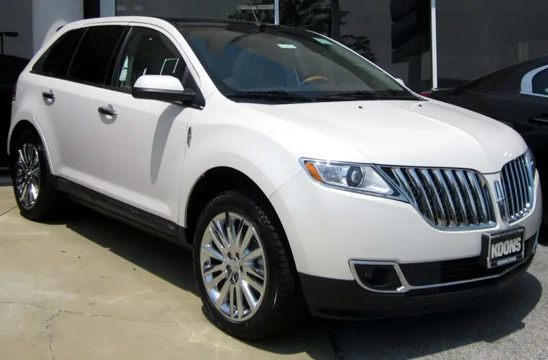 Lincoln MKX - 3