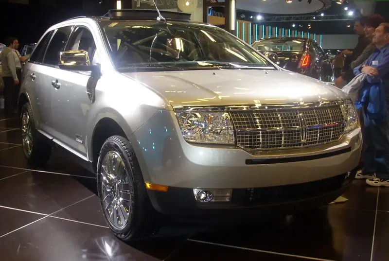 Lincoln MKX - 3
