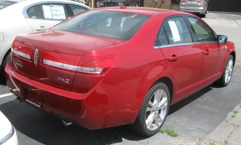 Lincoln MKZ - 5