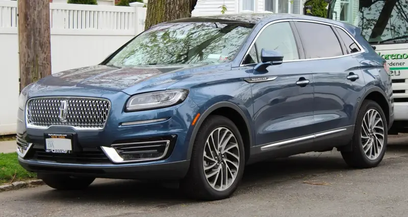 Lincoln Nautilus - 5