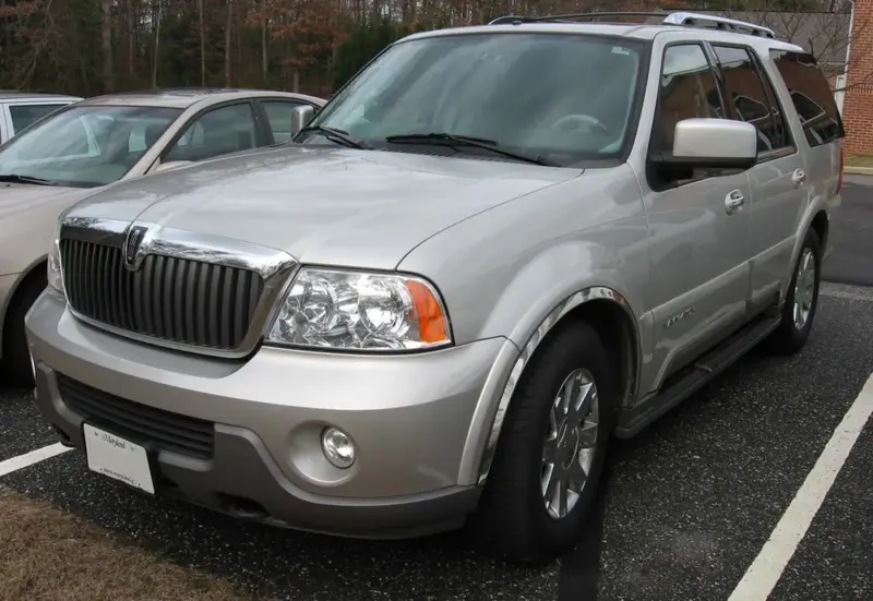 Lincoln Navigator - 2