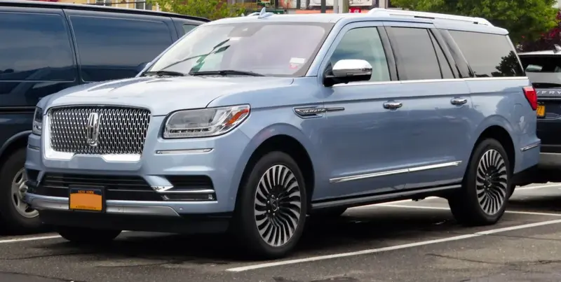 Lincoln Navigator - 2
