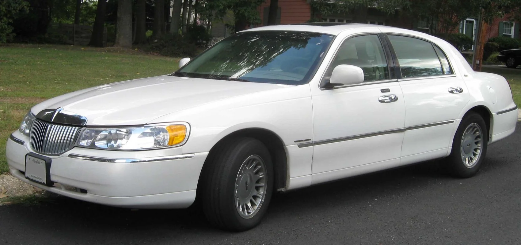 Lincoln Town Car Town Car III  (FN145)