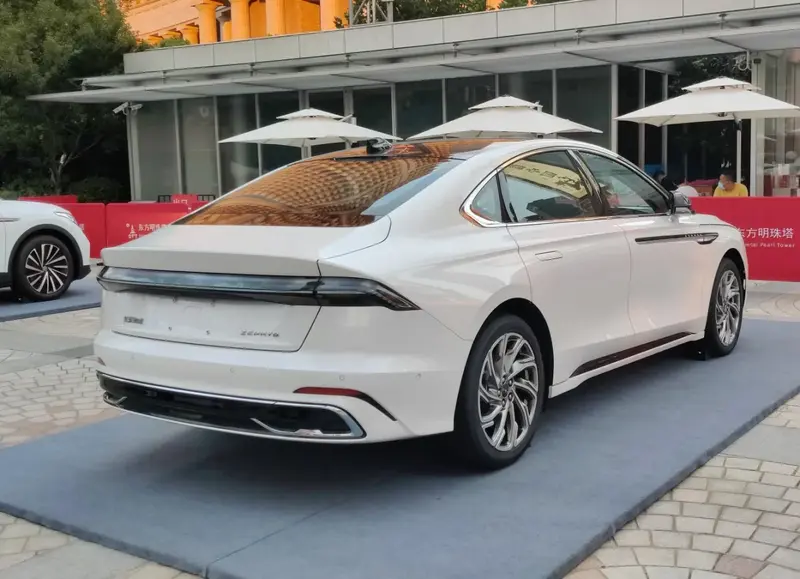 Lincoln Z - 5