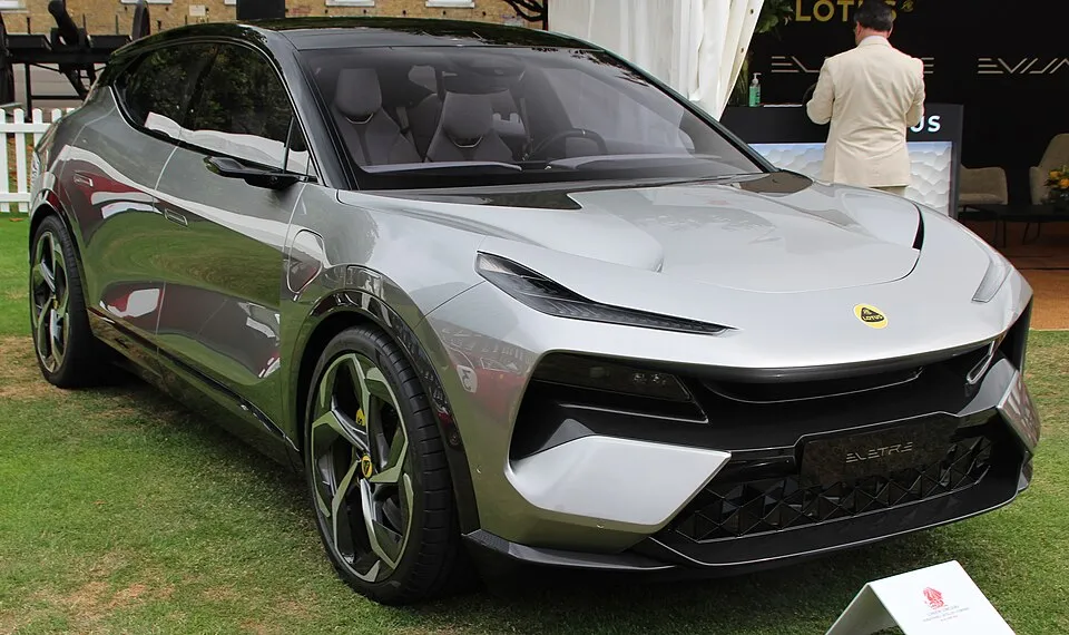Lotus Eletre Eletre