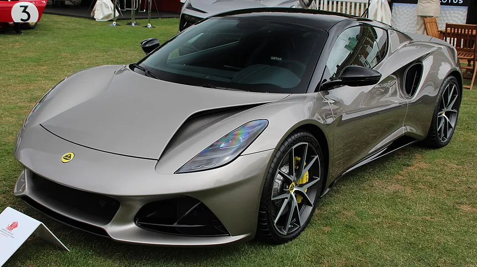 Lotus Emira Emira