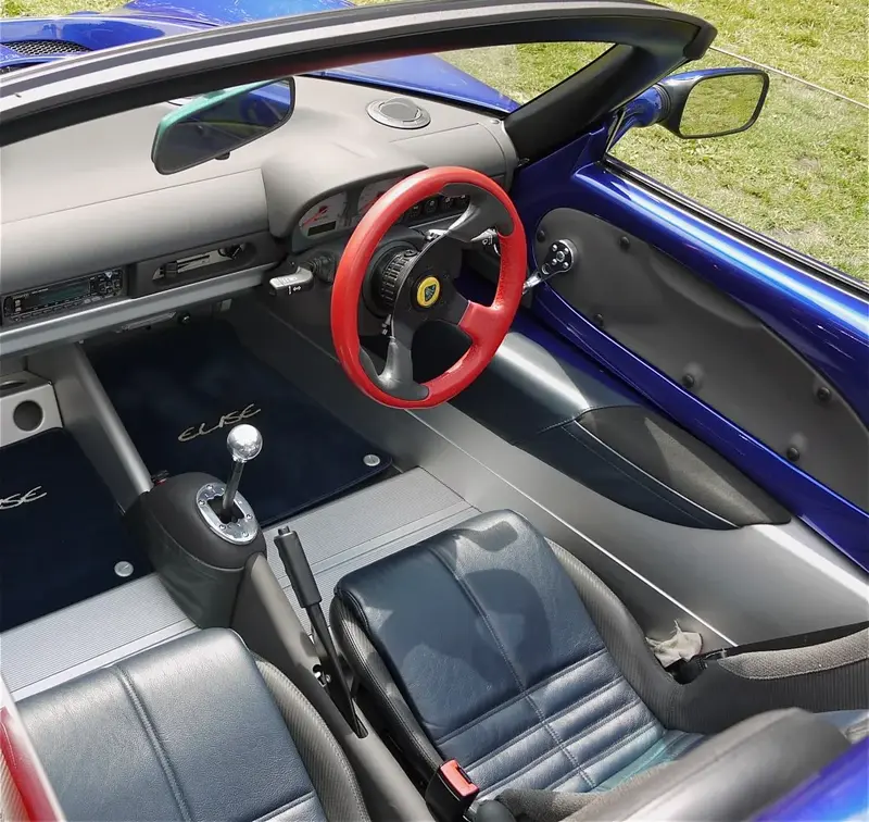 Lotus Elise - 4
