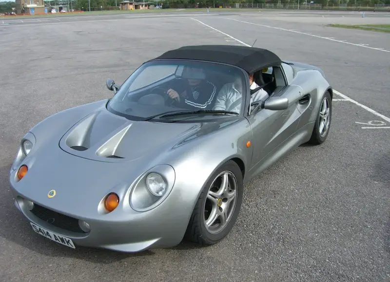 Lotus Elise - 5