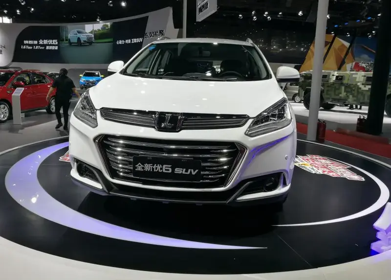 Luxgen U6 U6 (facelift 2017)