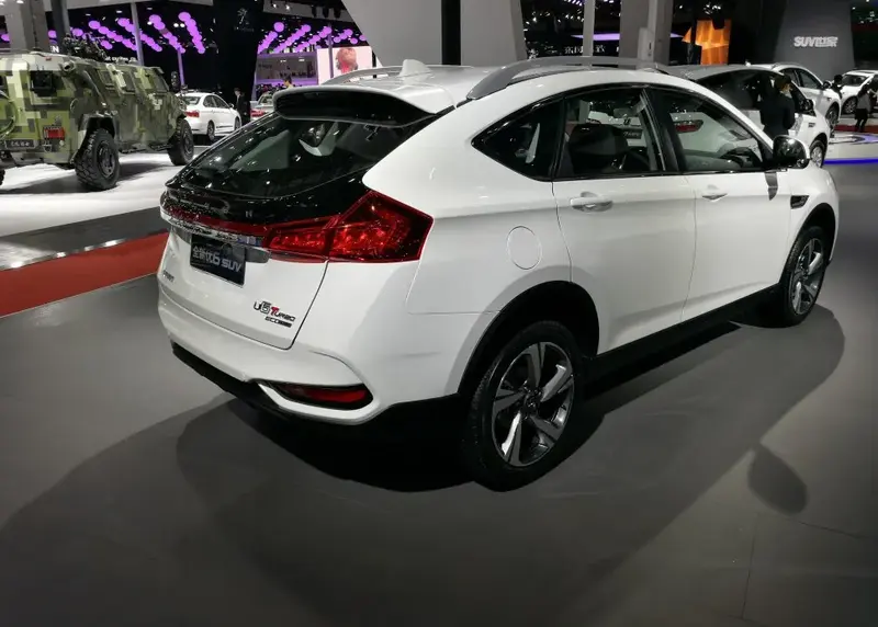 Luxgen U6 - 2