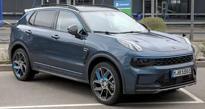 Lynk & Co 01 01 (facelift 2020)