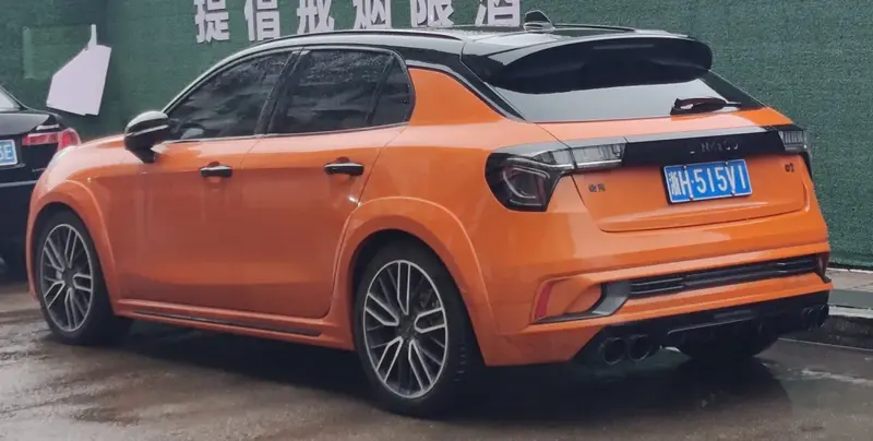 Lynk & Co 02 - 4