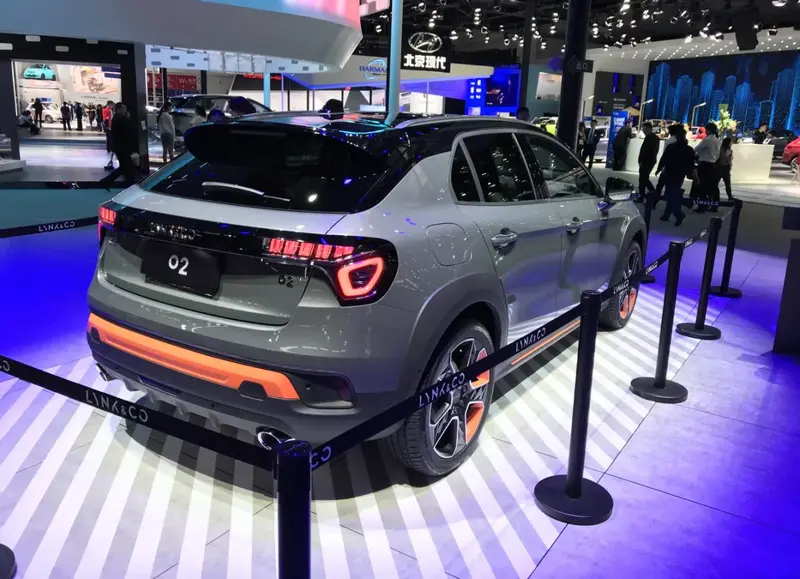 Lynk & Co 02 - 5