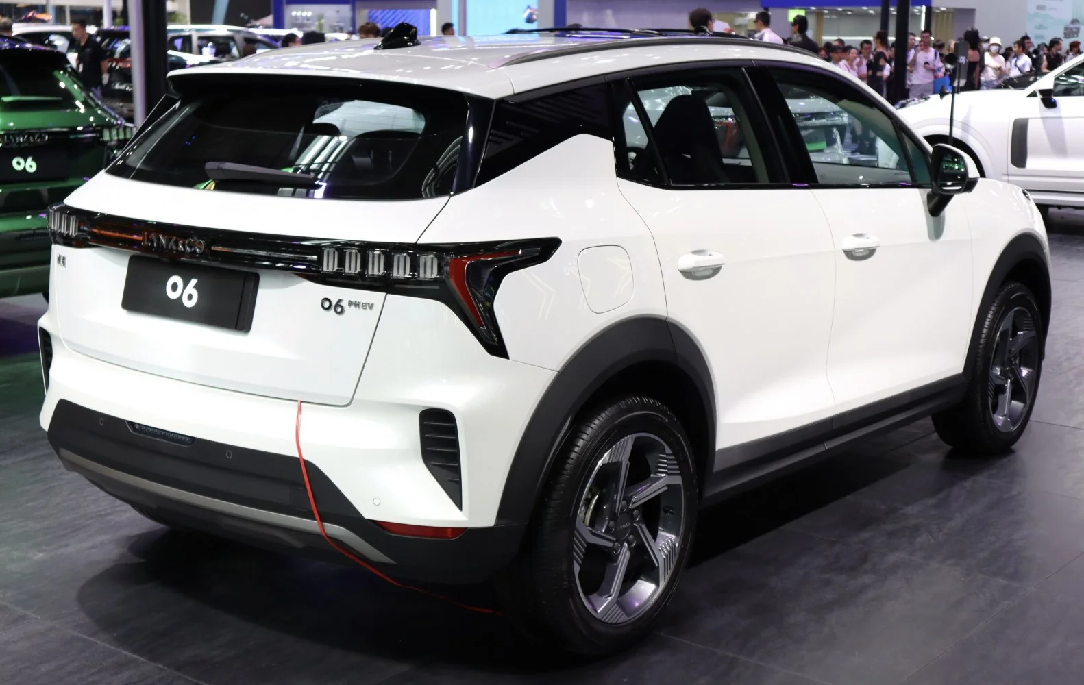 Lynk & Co 06 06 Remix (facelift 2022)