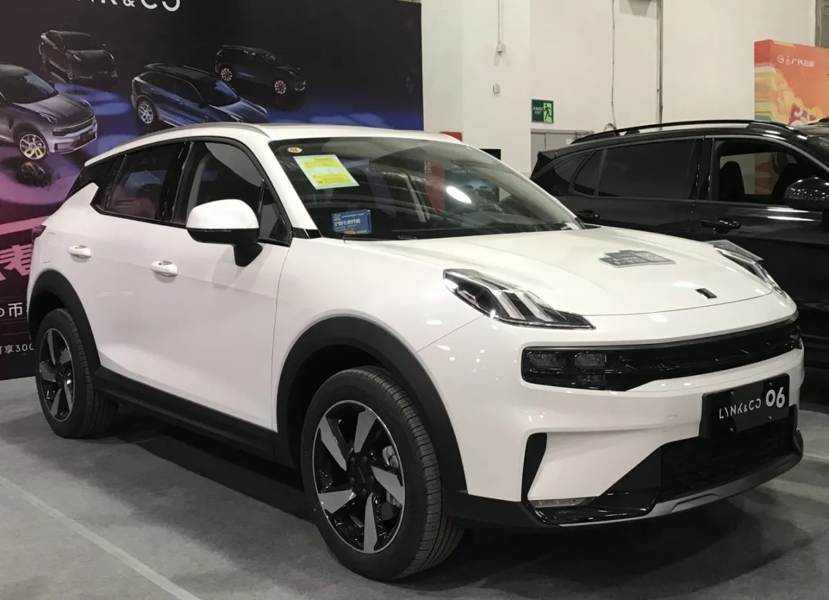Lynk & Co - 8