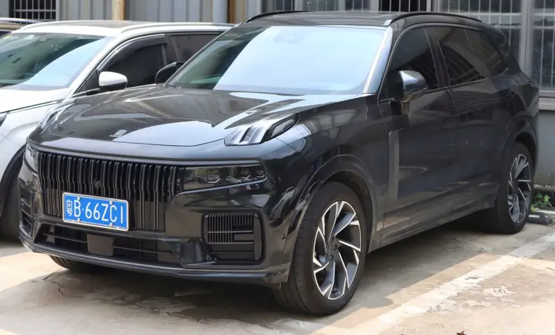 Lynk & Co 09 09