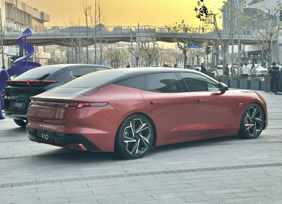 Lynk & Co Z10 Z10 95 kWh (789 bg) 4WD - görsel 2