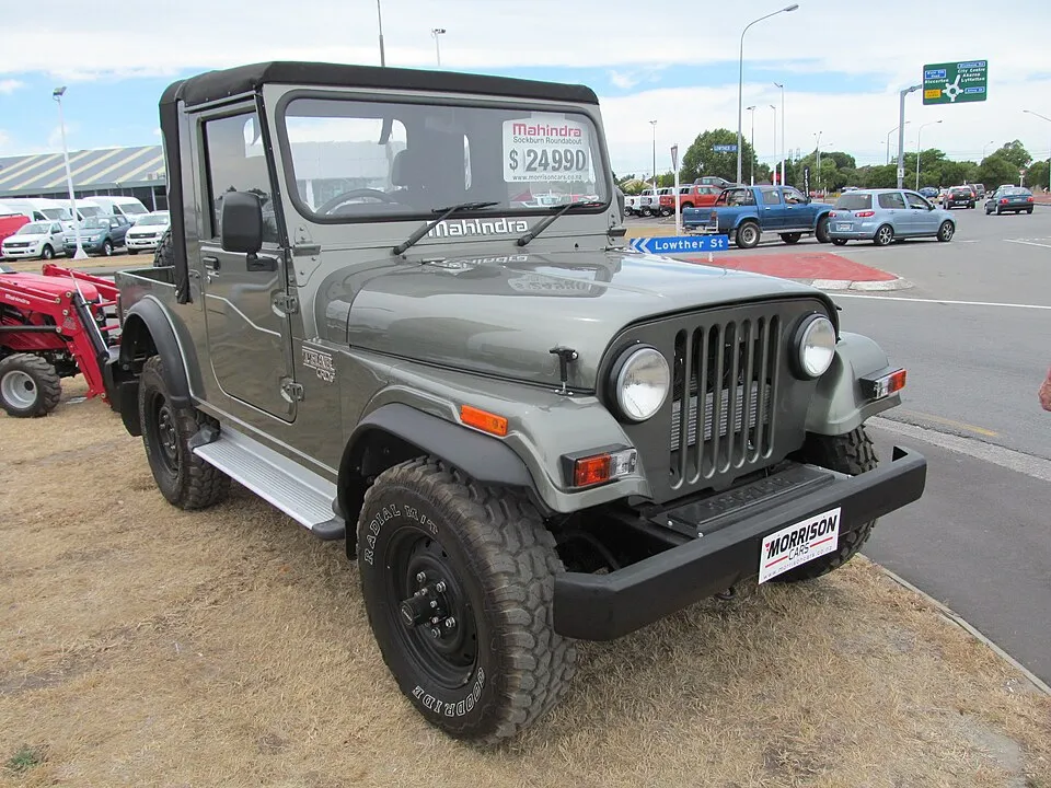Mahindra Thar Thar Roxx