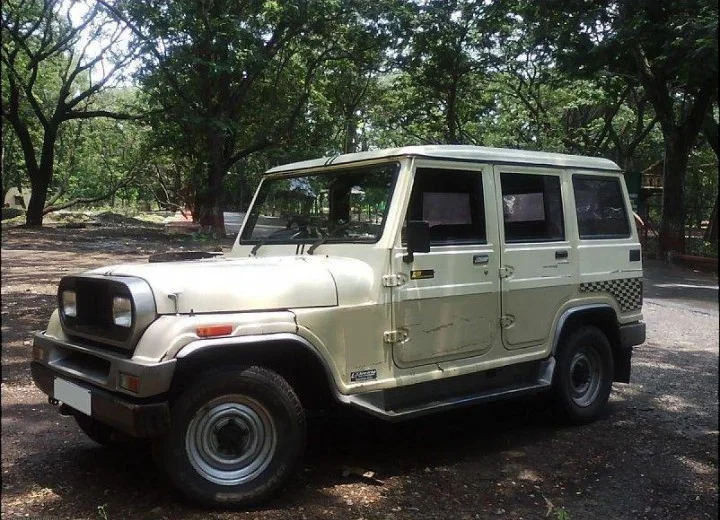 Mahindra Armada Armada (CJ7)