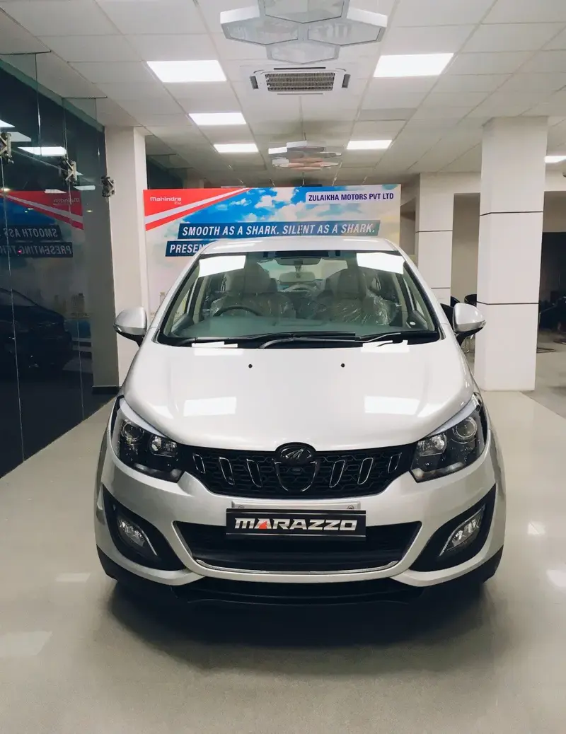 Mahindra Marazzo Marazzo