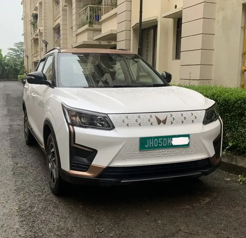 Mahindra XUV400 XUV400