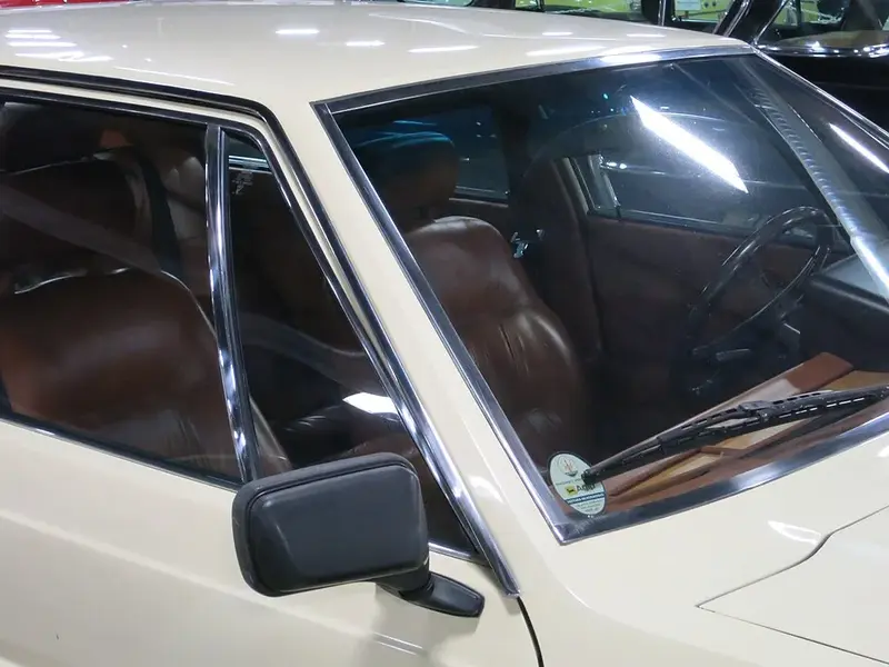 Maserati Quattroporte - 3