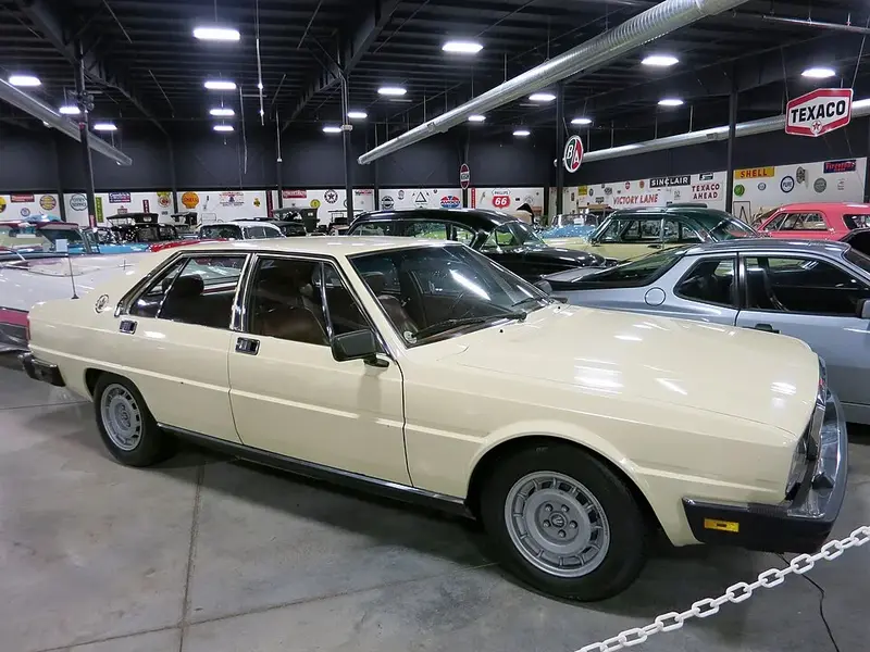 Maserati Quattroporte - 4