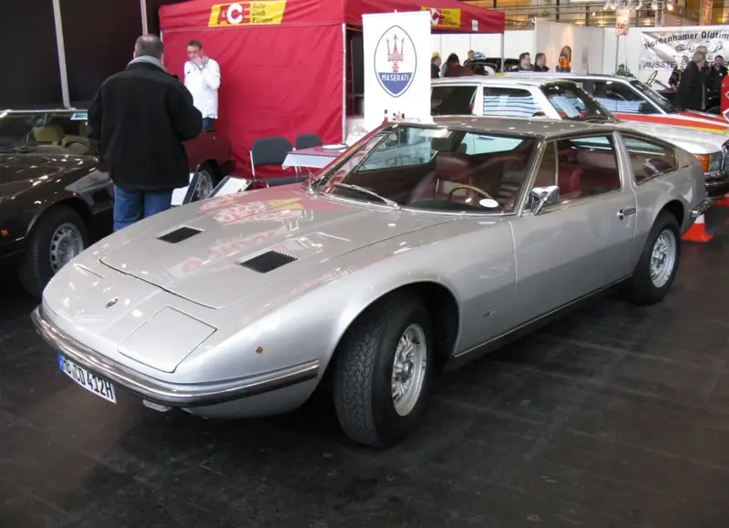 Maserati Indy - 5