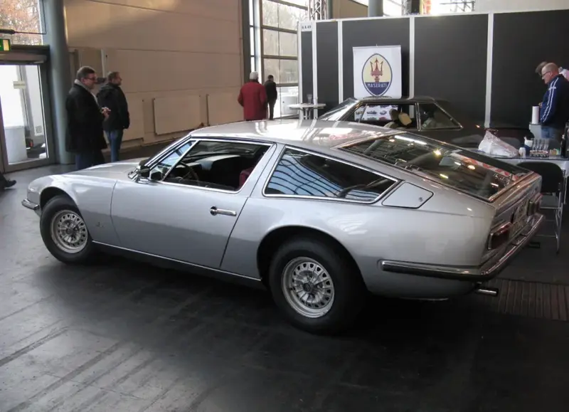Maserati Indy - 6