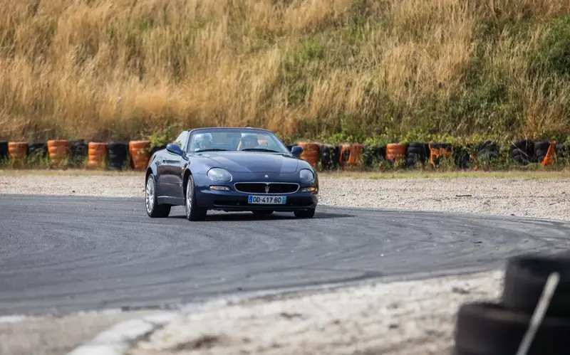 Maserati Spyder Spyder 4.2 i V8 32V (390 bg) - görsel 3