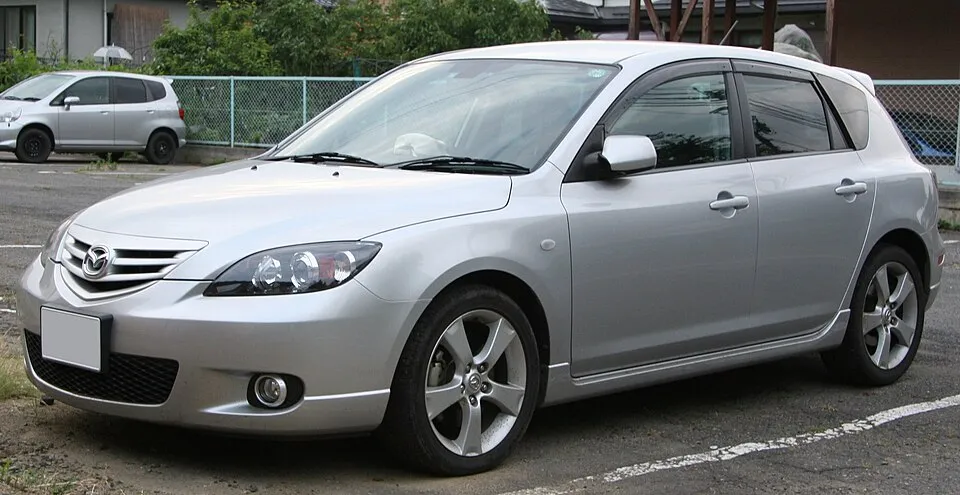 Mazda Axela Axela
