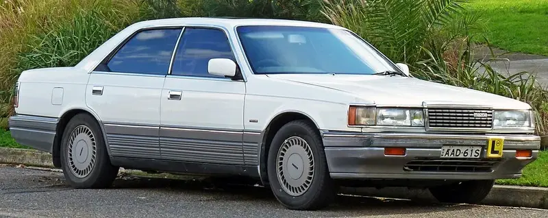 Mazda Sentia Sentia (HC)