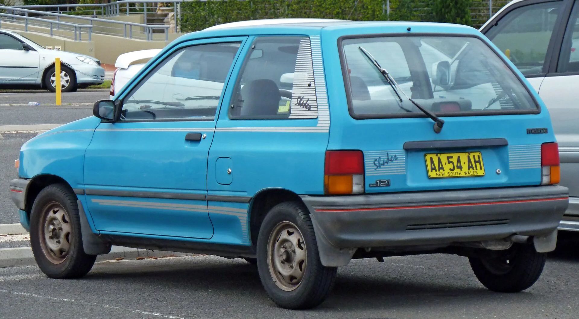 Mazda 121 121 I (DA)