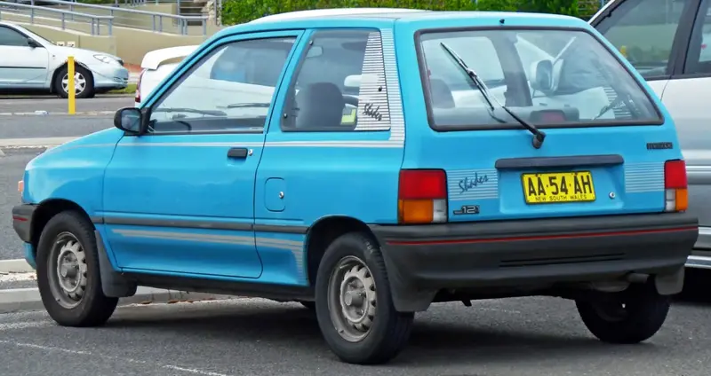Mazda 121 - 4