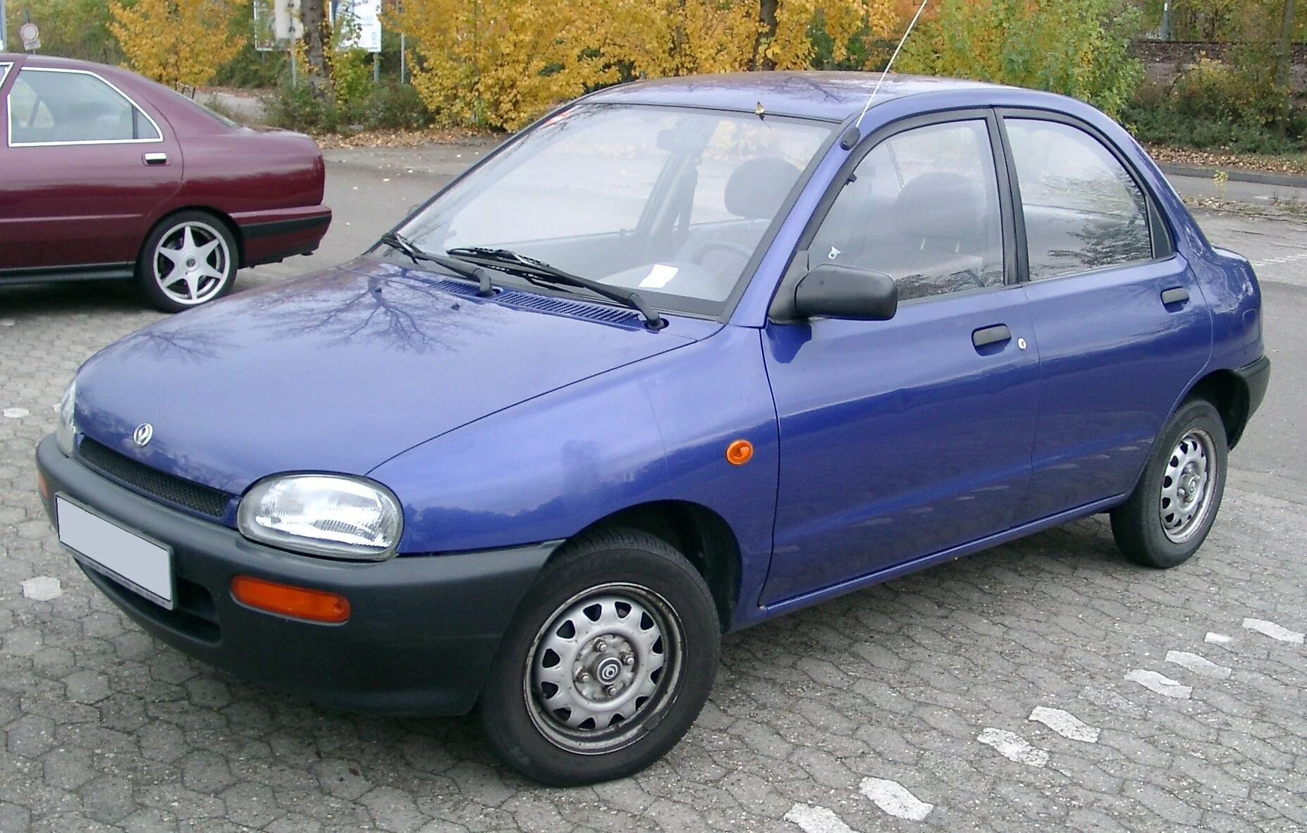 Mazda 121 121 II (DB)