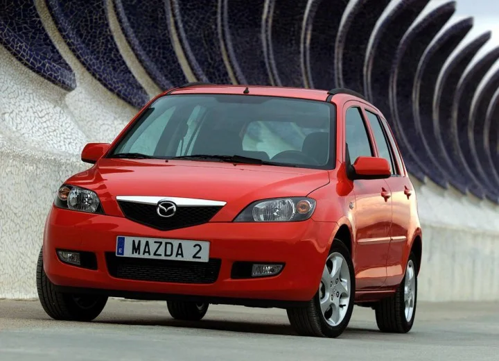 Mazda 2 2 I (DY)