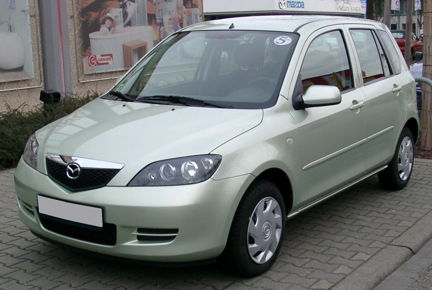 Mazda 2 2 I (DY)