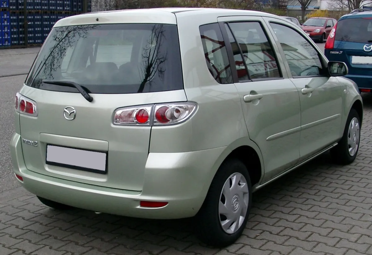 Mazda 4