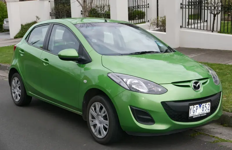 Mazda 2 2 II 1.3i (84 bg) - görsel 3