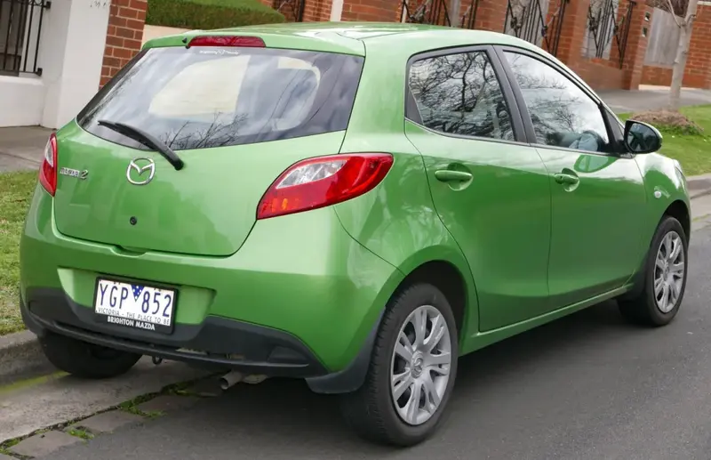 Mazda 2 2 II 1.3i (84 bg) - görsel 4