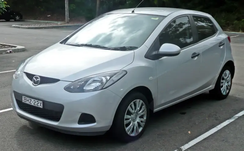 Mazda 2 - 3