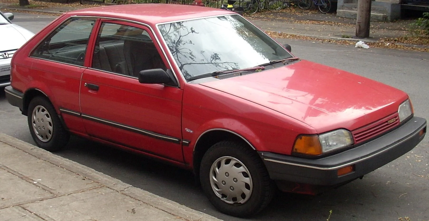 Mazda 323 323 III (BF)